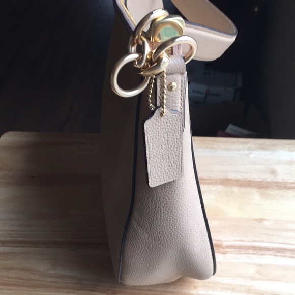 NWOT Coach Madison Bag - Picture 4 of 8